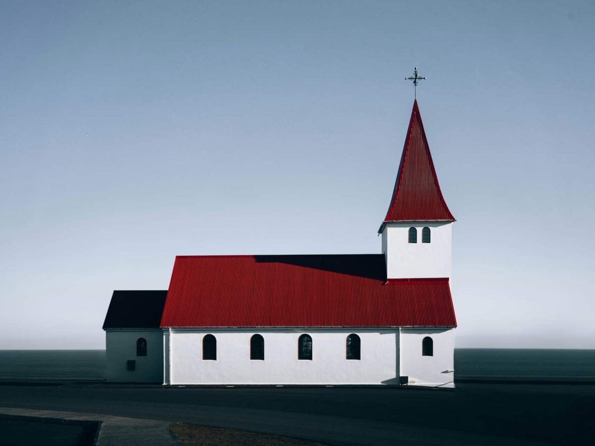 daniel-tseng-mbxkz52w4Jc-unsplash